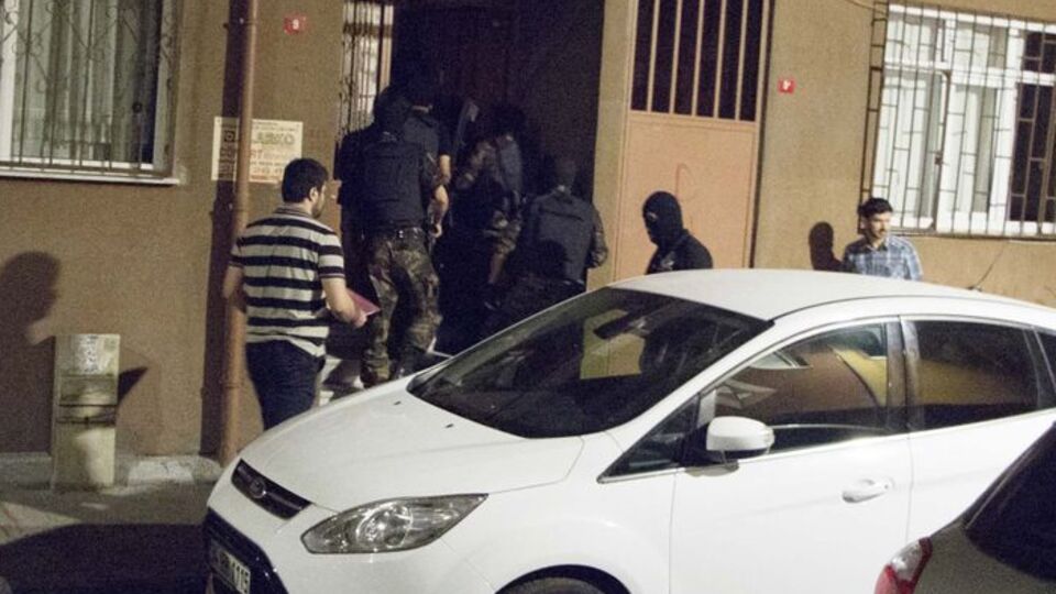 İstanbul'da şafak operasyonu!