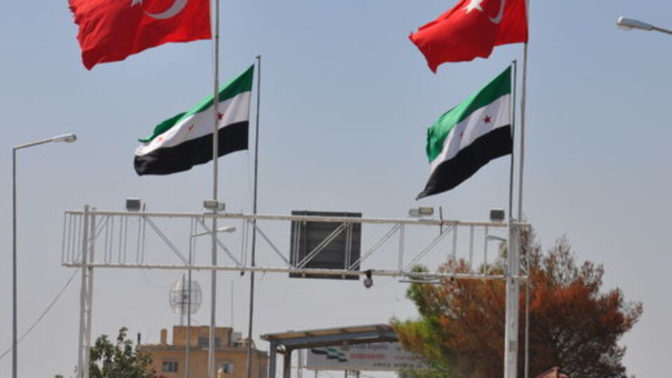 Sınır kapısında 2 el bombası ele geçirildi!