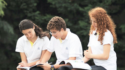 Saint Joseph'e giremeyene kardeş lise alternatifi