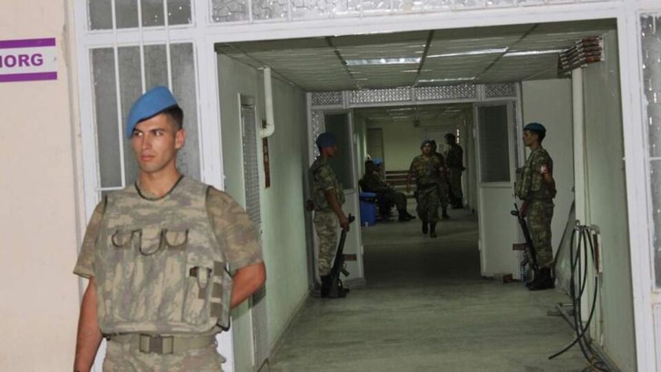 Bir asker daha intihar etti!