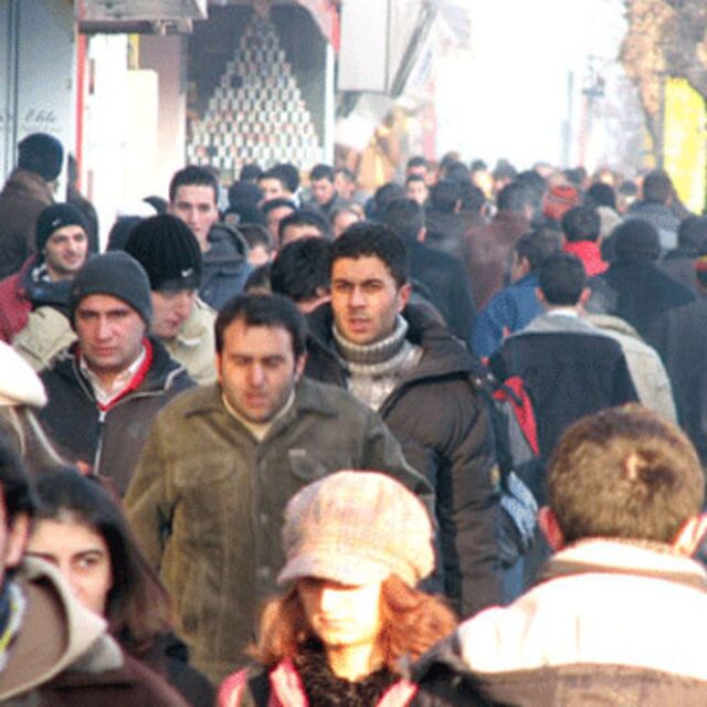 Çalıştıracak eleman bulamıyorlar!