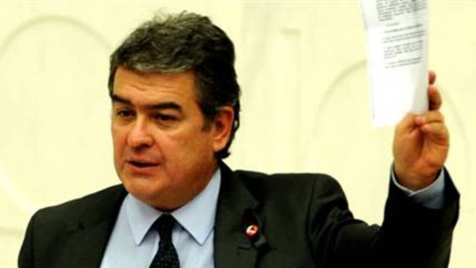 'Bazı dersler anadilde verilebilmeli'