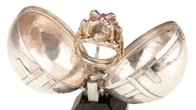 Hitler yüzüğü 100 bin dolar!