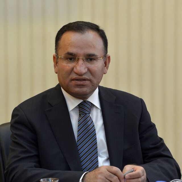 "Bu çirkin müdahale eğitim hakkının engellenmesidir"