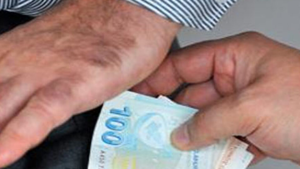 50 TL rüşvete 2 yıl hapis