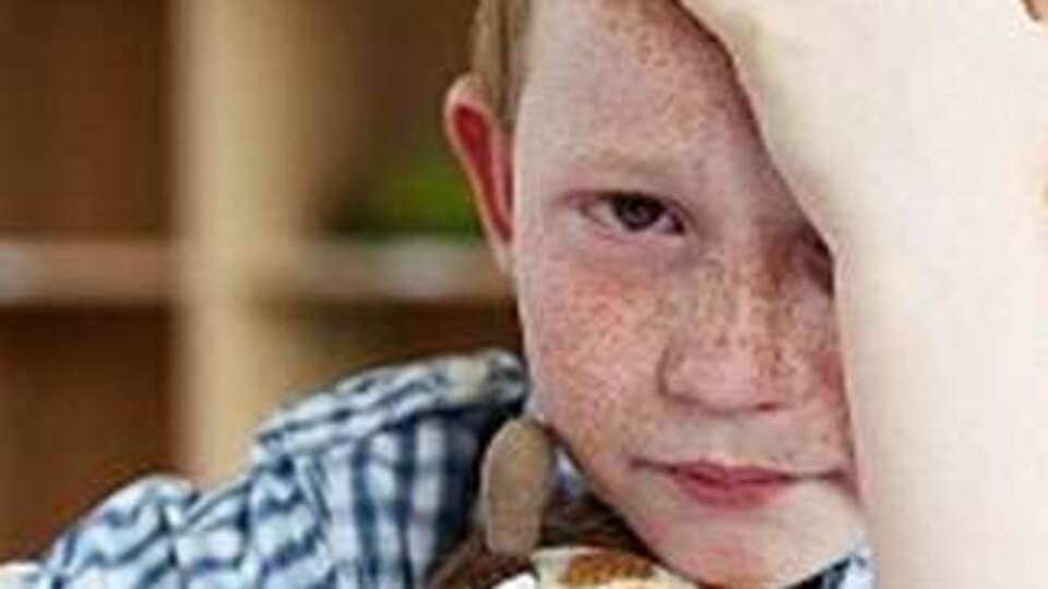 "Okul korkusu duyan çocuğu teşvikle cesaretlendirmeli"