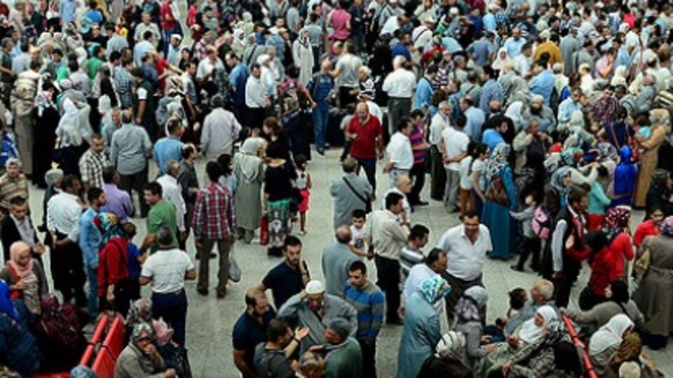 İlk hac kafilesi dualarla uğurlandı