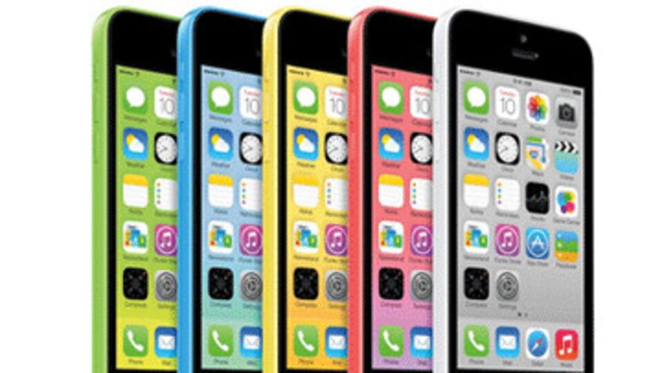 Yeni iPhone'un fiyatı düştü!