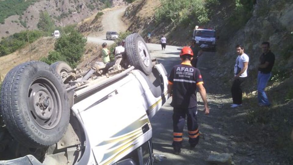 100 metrelik uçurumda can pazarı