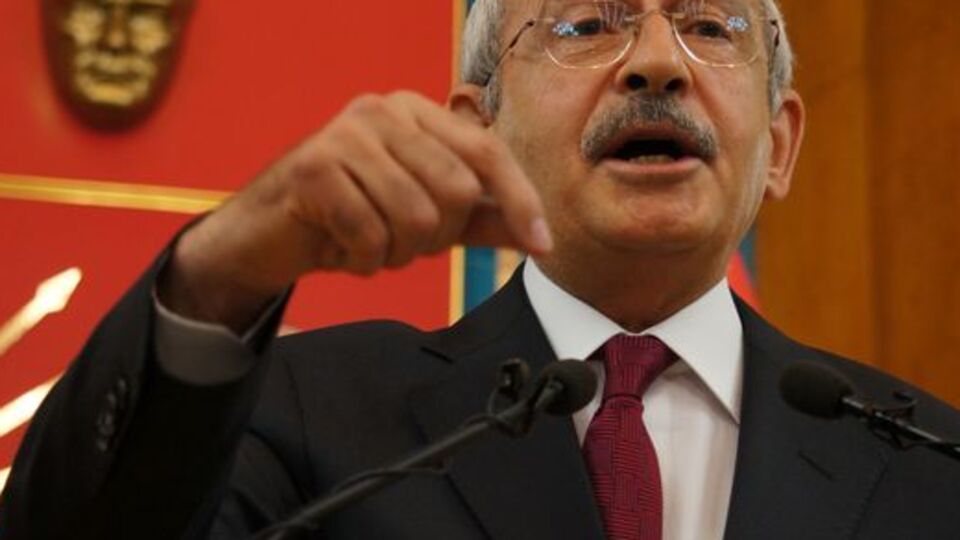 Kılıçdaroğlu askerliğini nerede yaptı?