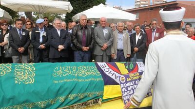 Ercan Aktuna'ya veda