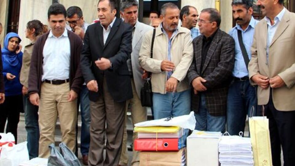 BDP'liler 30 bin dilekçe verdi