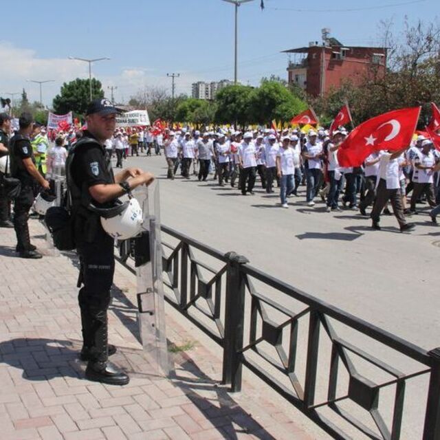 "1 Mayıs önlemleri sıkı yönetim gibi"
