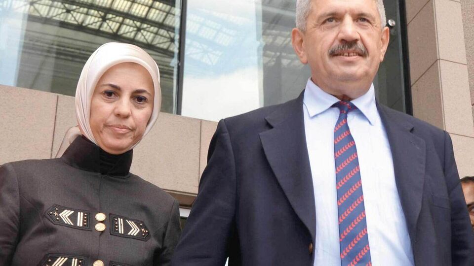 "Süleyman 'Demirel'den şikâyetçiyim"