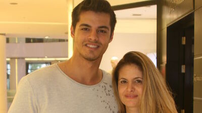 "Annemle arkadaş gibiyiz"