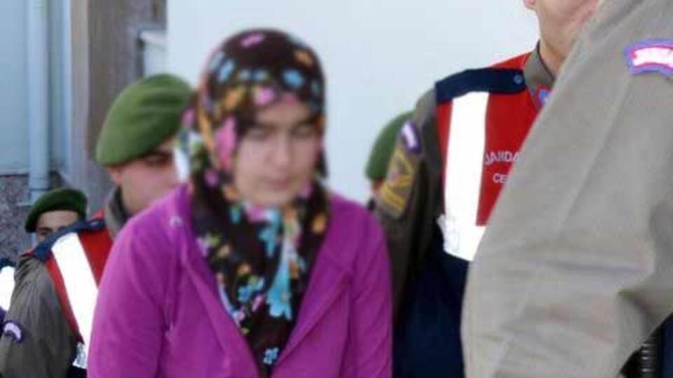 Kafası öldükten sonra kesilmiş!