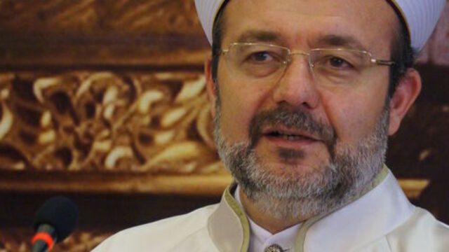 Görmez Arafat'ta dua etti