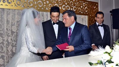 Yargı ve siyasiler düğünde buluştu