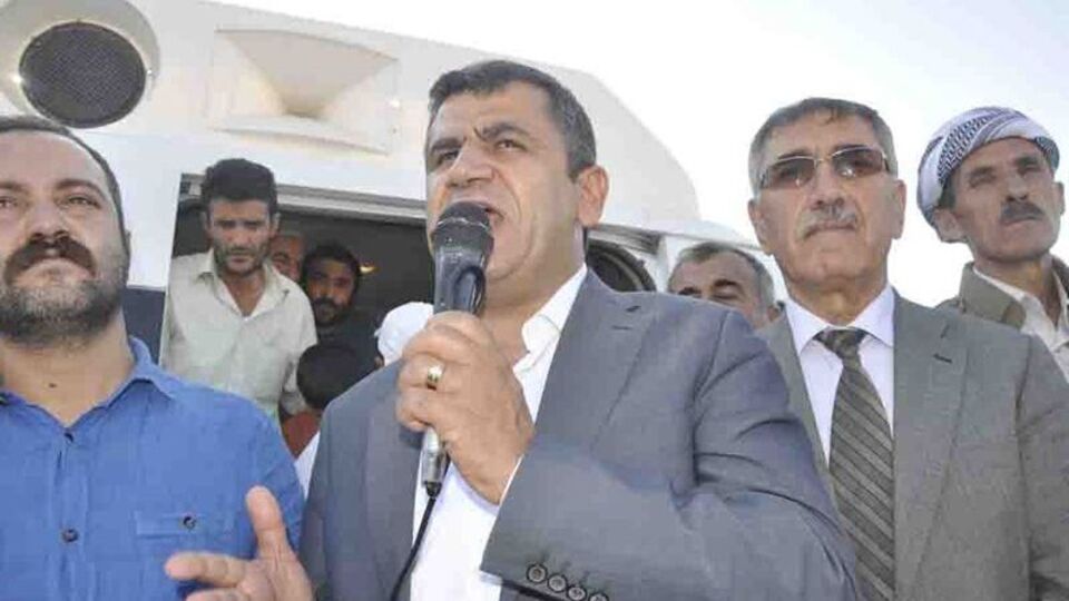 Vekilin Kürtçe romanı Meclis kütüphanesinde!