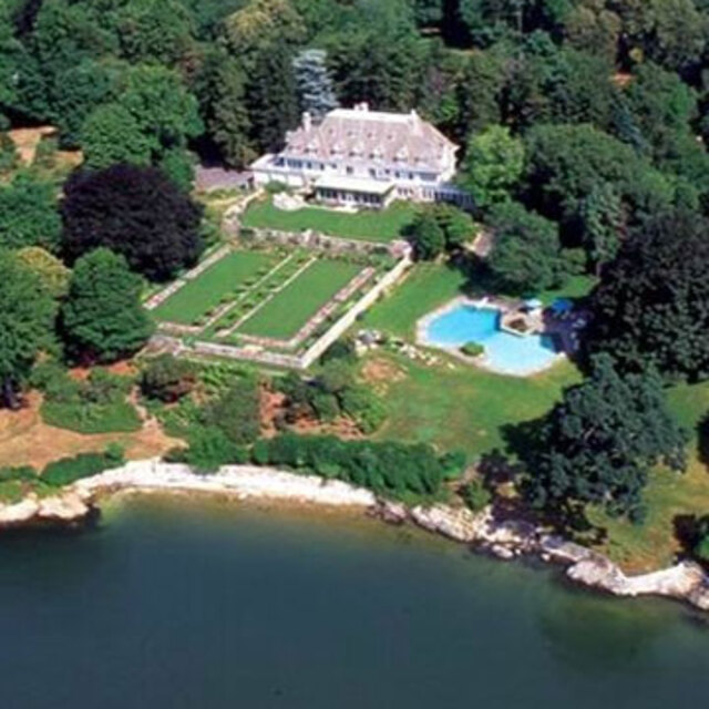 En pahalı evin fiyatı düştü!