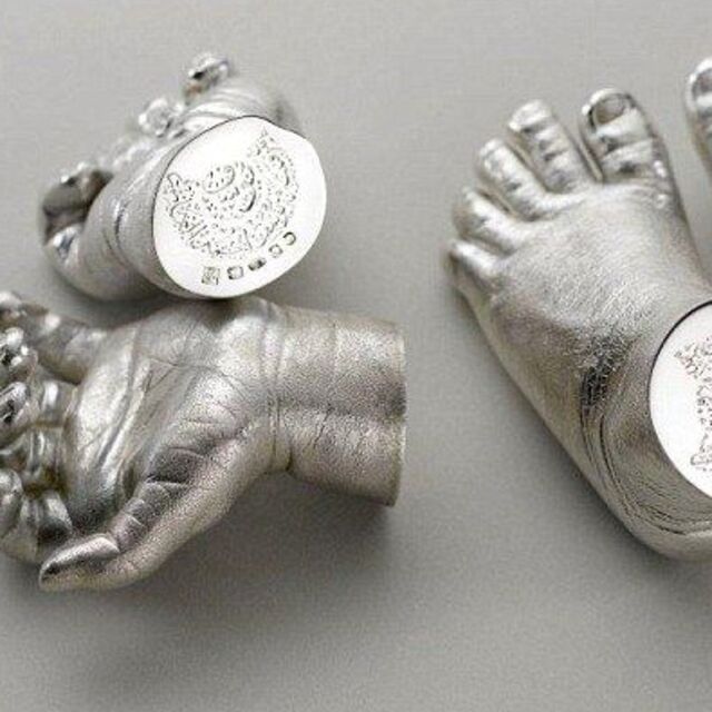 Teyzeden yeğene çok pahalı hediye!