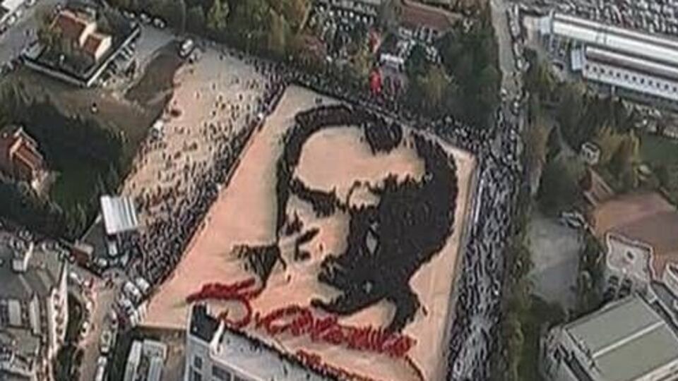 İşte dünyanın en büyük Atatürk portresi!