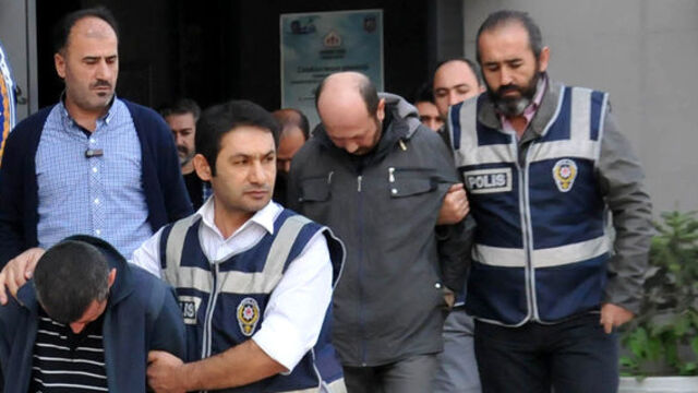 Oto çetesine baskın
