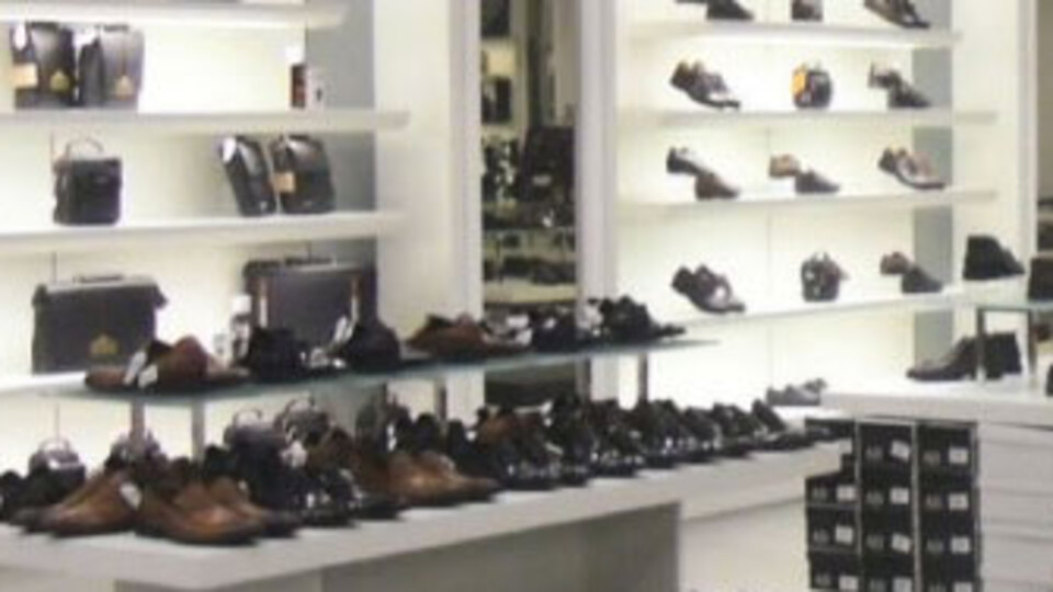 Bim ayakkabı devine talip!