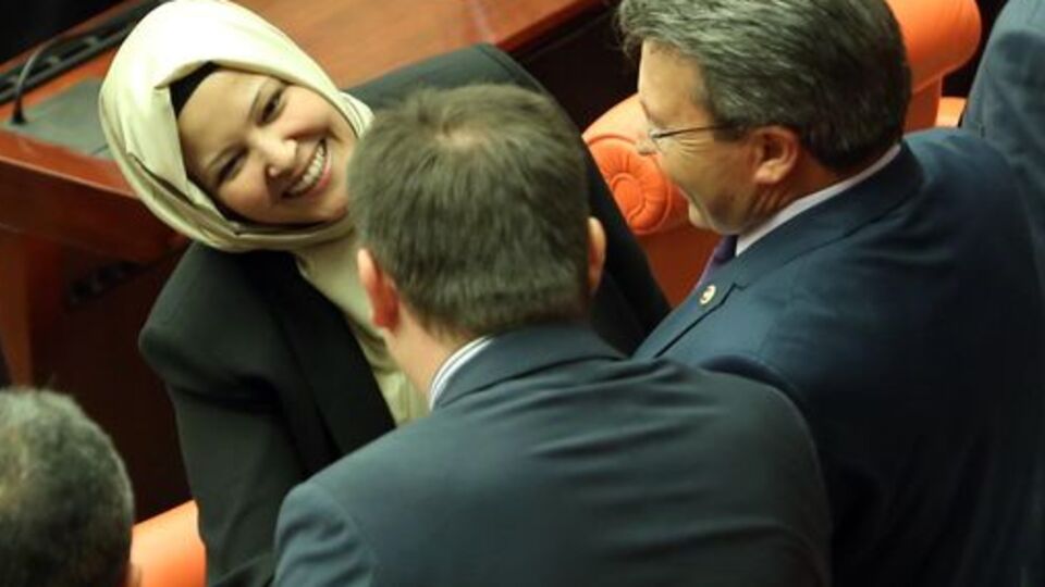 Türbanlı vekilleri dünya nasıl gördü?