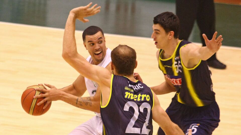 Fenerbahçe tutulmuyor!