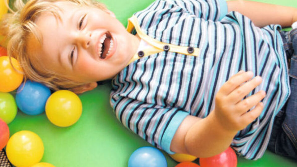 Anne babalar için 3 yaşı atlatma rehberi