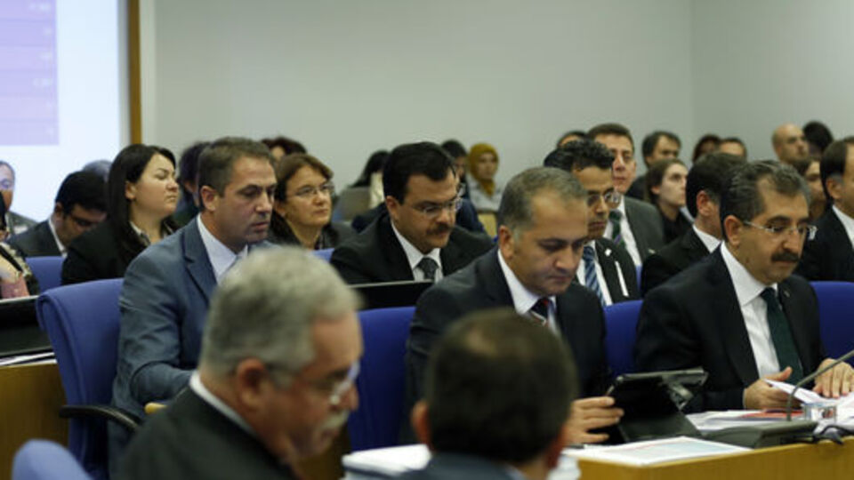 Bütçe görüşmelerinde "öğrenci evi" tartışması