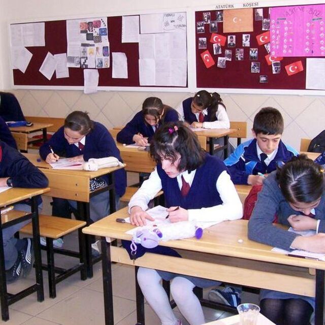 Sınavlar için test teknikleri okulda öğretilecek