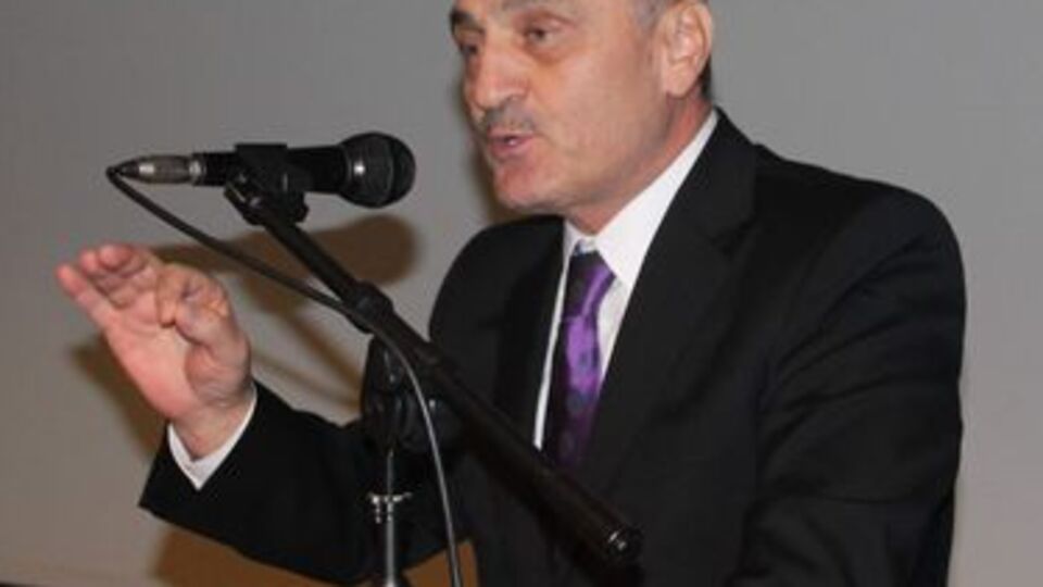 Bakan Bayraktar'dan 'yurt' açıklaması