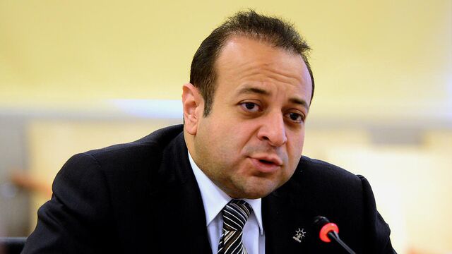 O tartışmaya Bakan Bağış da katıldı