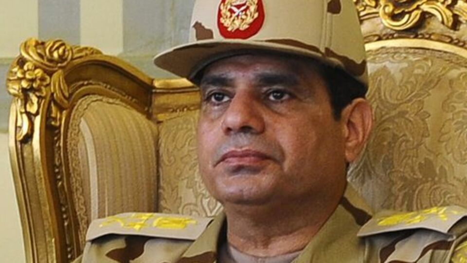 Sisi için 16 milyon imza!