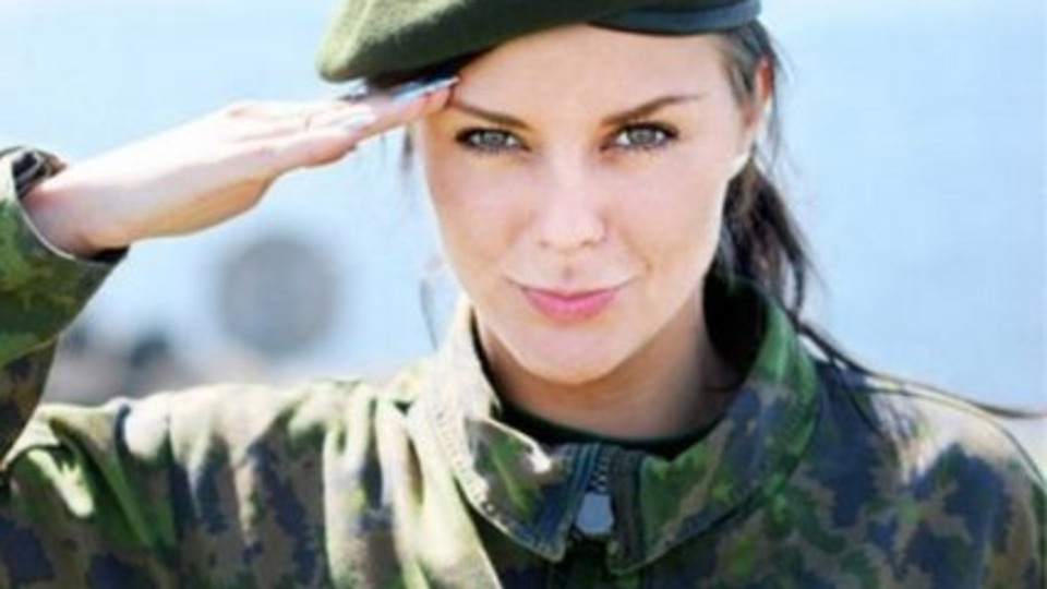 En güzel kadın askerler!