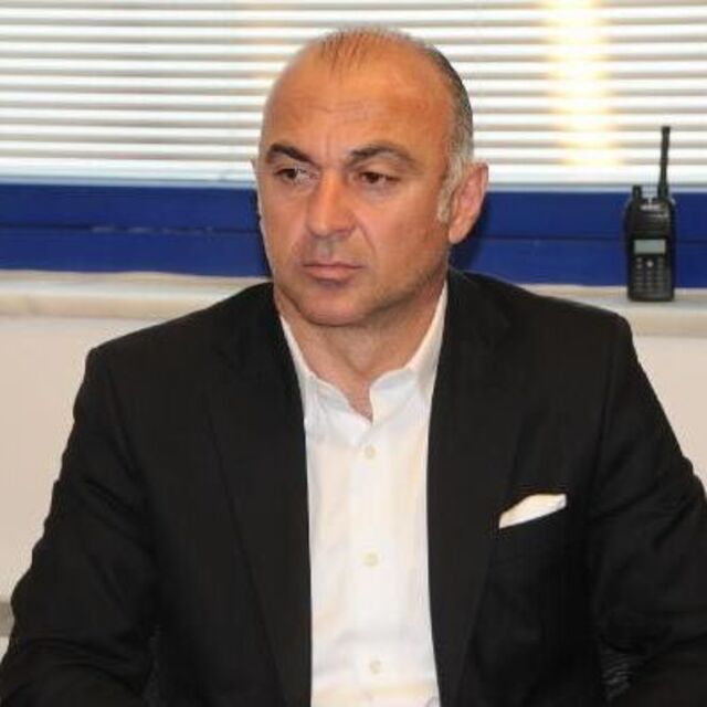 "61 numaralı oyunculara talibiz"