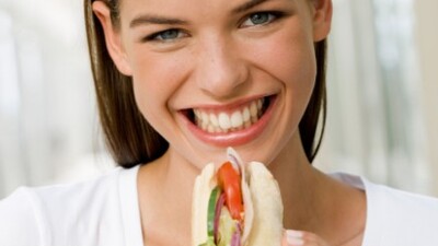 "Ekmek kilo aldırmaz, çünkü..."