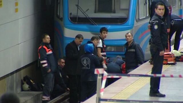 Tramvay istasyonunda facia