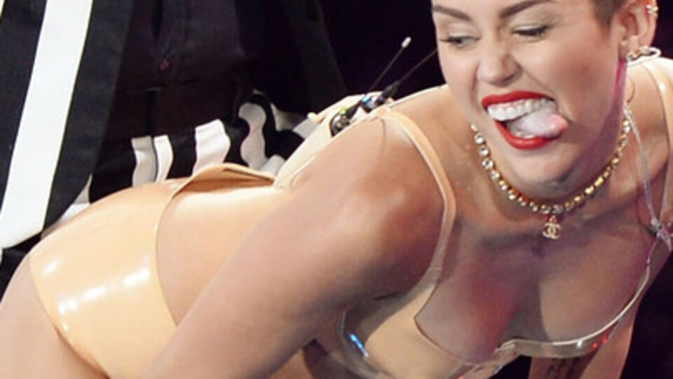 Türkçe'ye giren yabancı kelimelere nasıl önlem alınacak?