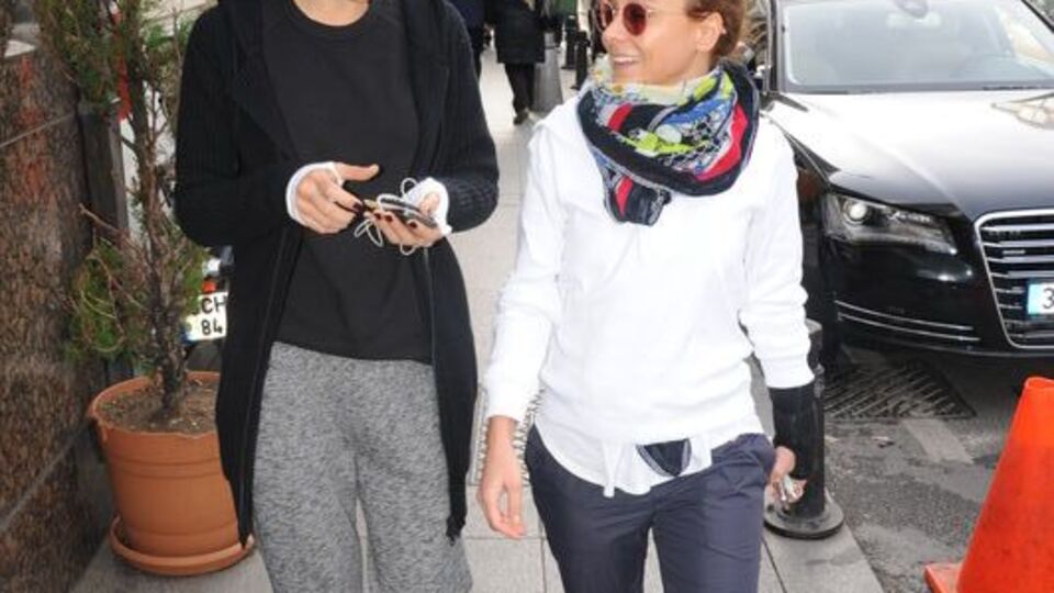 Cansu Dere'den aşk iddialarına cevap