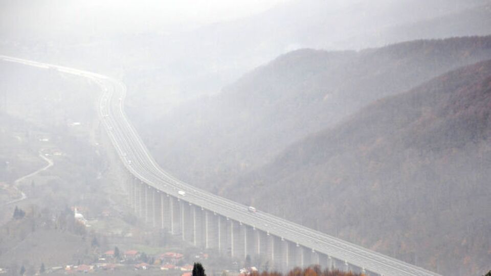 Kar lastiği olmayanlar burada trafiğe çıkamayacak!