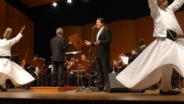 TİM Show Center'da Mevlânâ gecesi