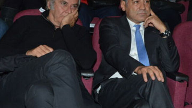 Sanatçı dostları Tuncel Kurtiz'i andı
