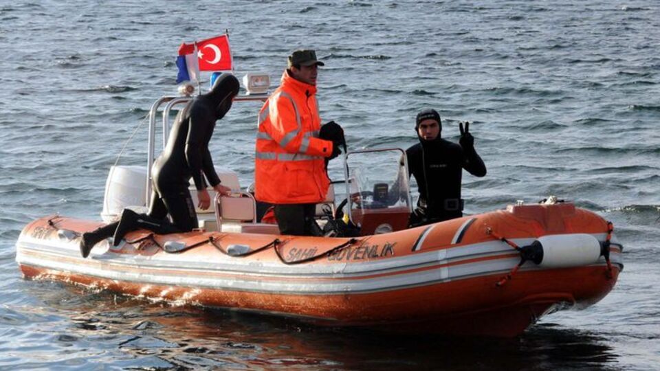 Çanakkale Boğazı'nda mayın aranıyor!