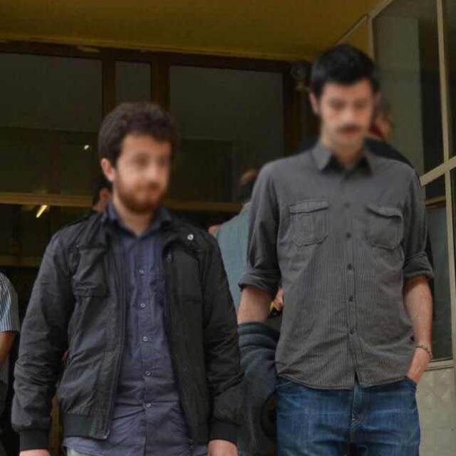 O üniversitelilere beraat
