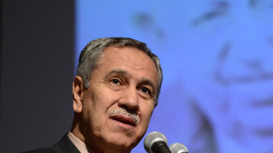 Bülent Arınç'tan geceye damga vuran sözler