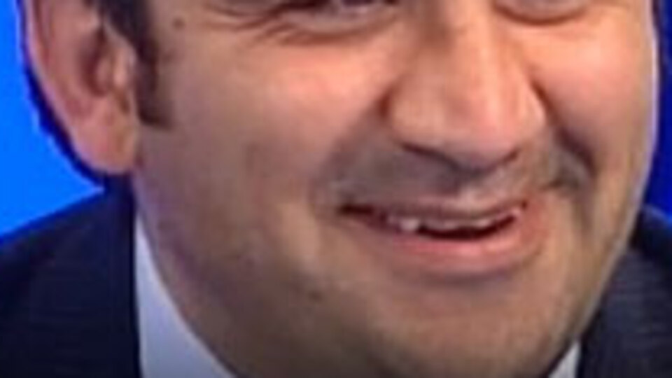 Twitter'da küfür skandalı!