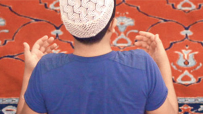 Anket: Ateist gençlerin yüzde 61'i Allah'a inanıyor